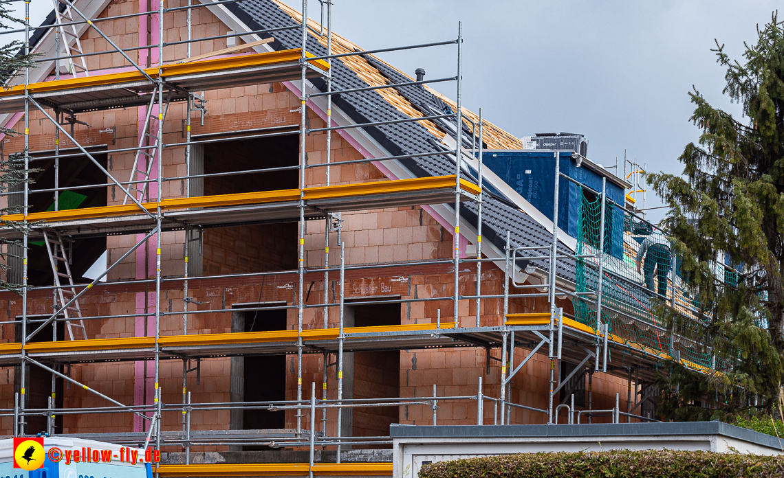 26.04.2023 - Burgfotos von der Baustell Niederalmstraße 16 in Neuperlach